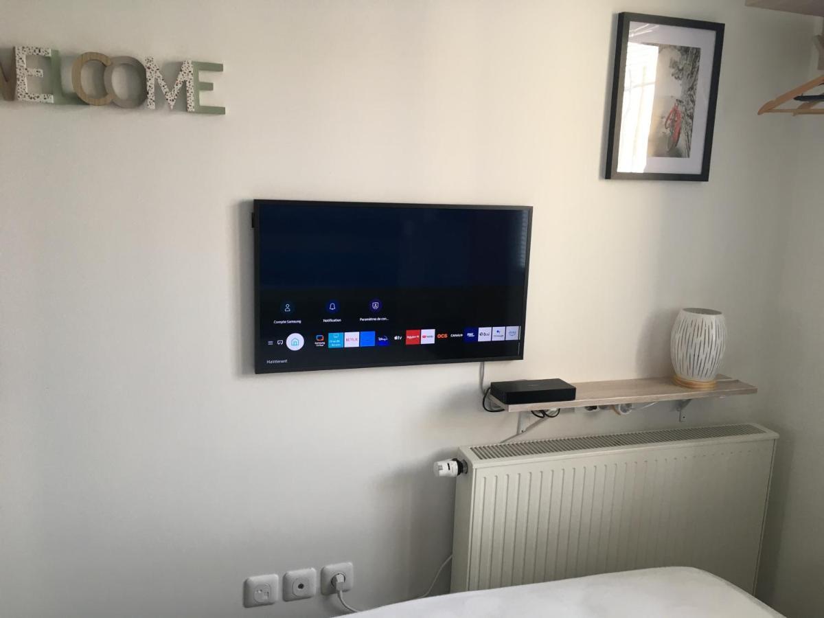 Chambre Privee Proche Disney Disponible De 19H A 10H Монтеврен Экстерьер фото