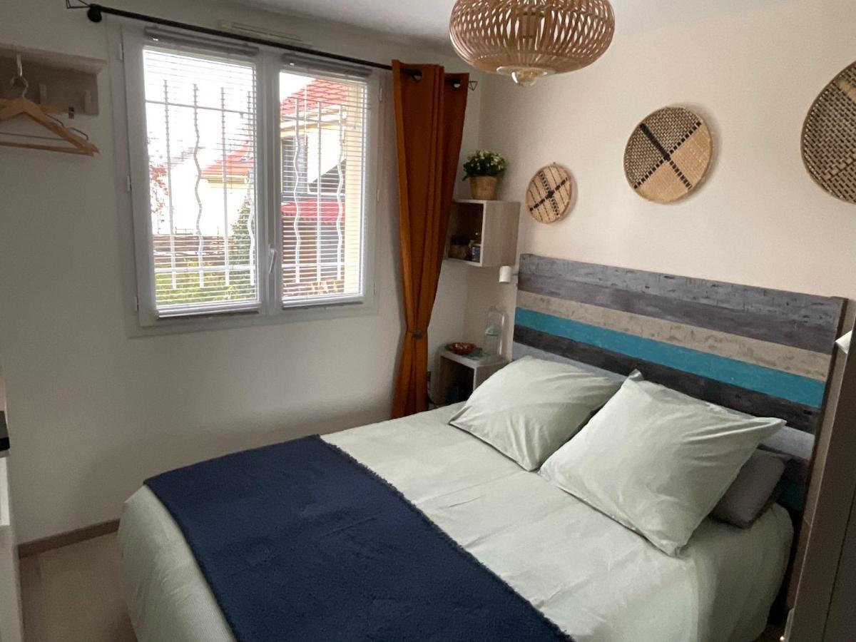 Chambre Privee Proche Disney Disponible De 19H A 10H Монтеврен Экстерьер фото